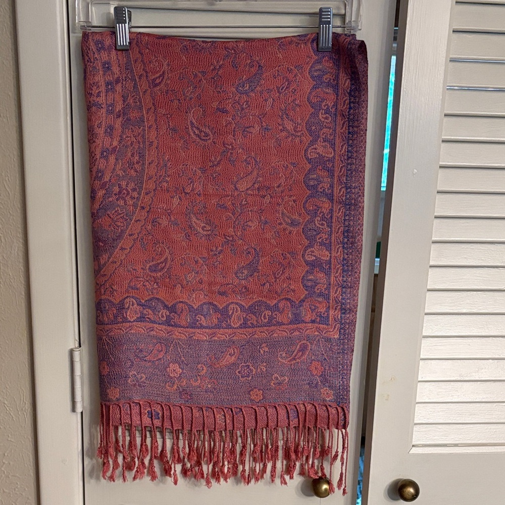 Classy maroon & purple shawl or wrap. Made & sold in India